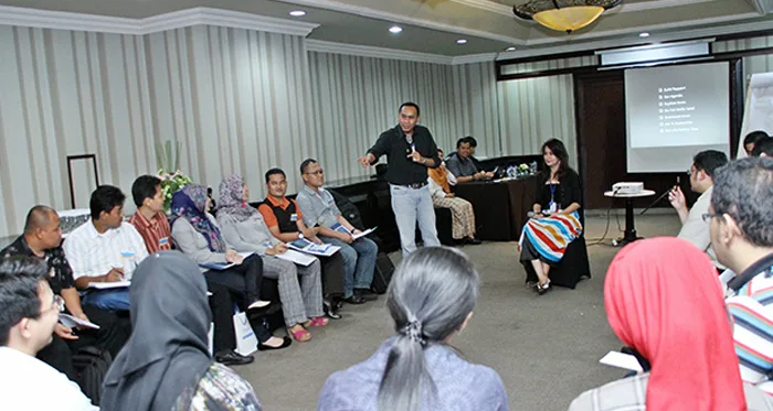 Public Speaking Praktek with Mitologi Inspira